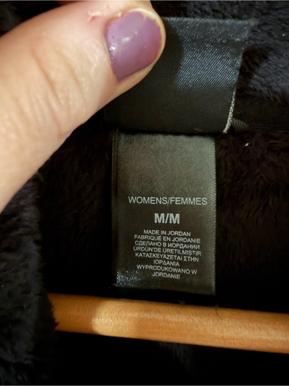 North Face | Full Zip Osito Fuzzy Jacket, Black, Medium - Picture 7 of 7